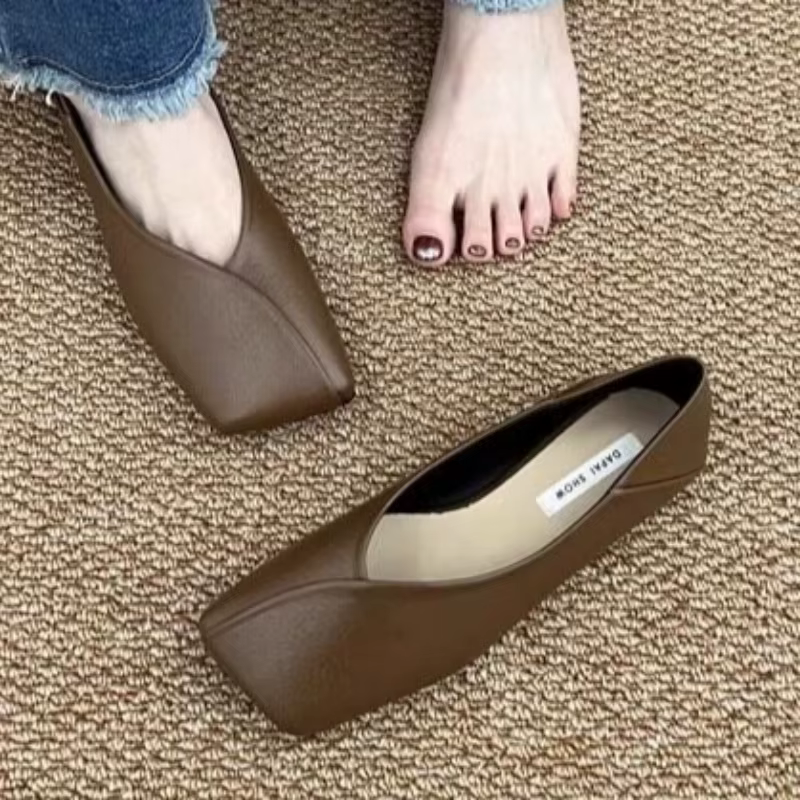 Chaussures plates à bout carré pour femmes, mocassins décontractés et élégants, sandales peu profondes confortables et souples, nouvelle collection pour femme