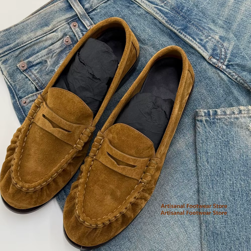Mocassins en daim marron style vintage