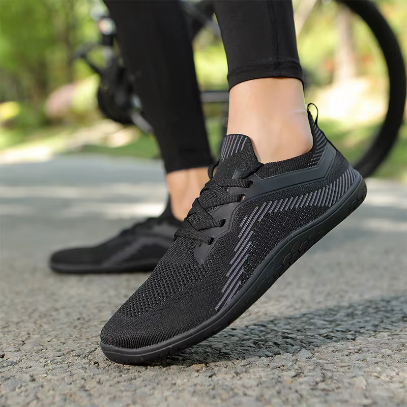 Nouvelles chaussures de sport décontractées à bout large