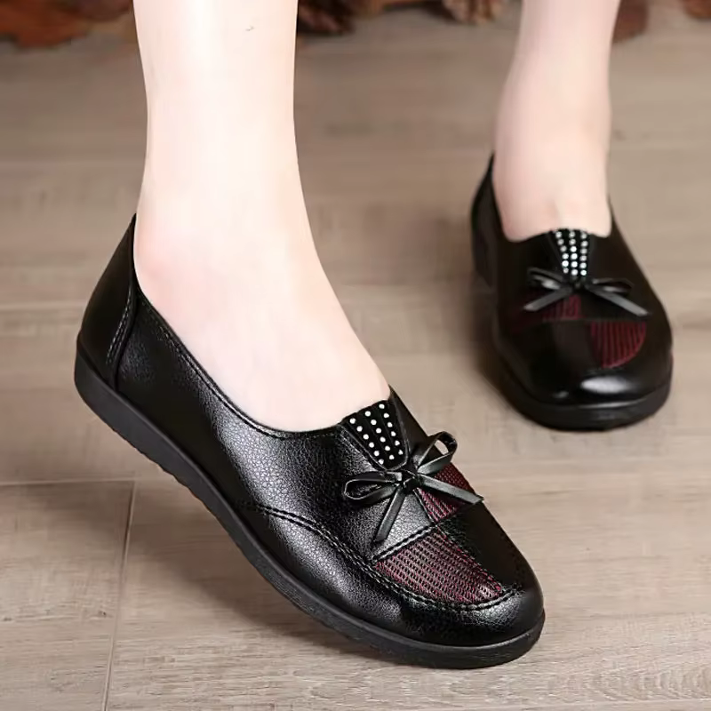 Chaussures plates en cuir pour femmes