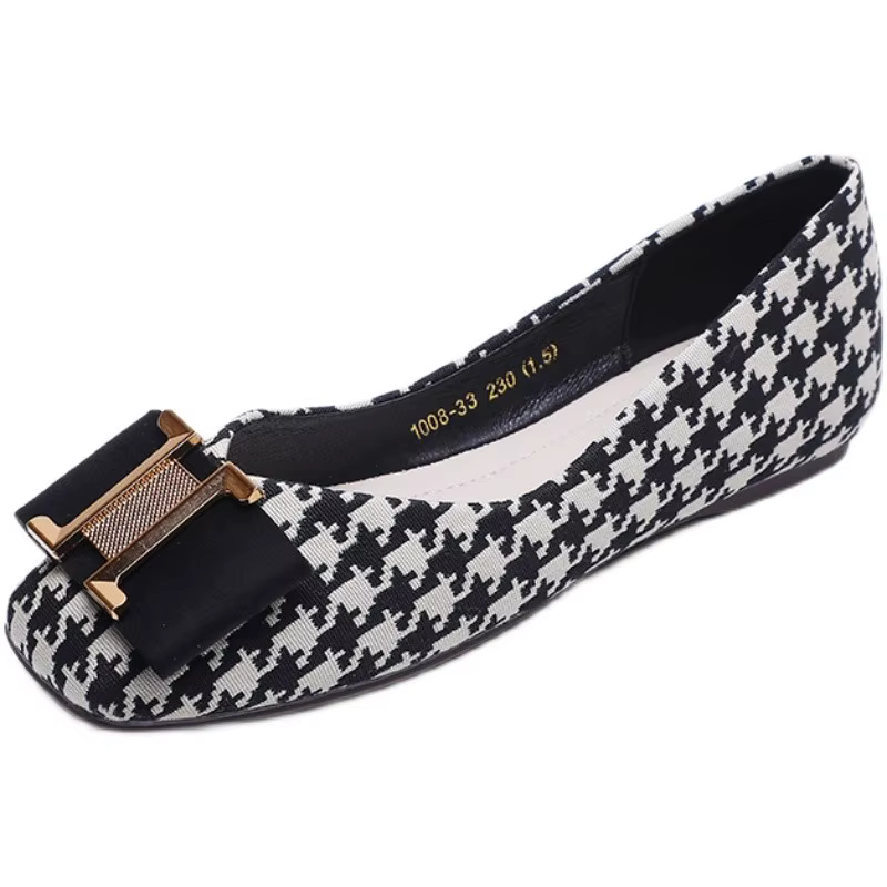 Chaussures plates à bout carré pour femmes, chaussures de printemps avec boucle en métal, bouche peu profonde, grande taille 44 45 46, chaussures de luxe pour dames