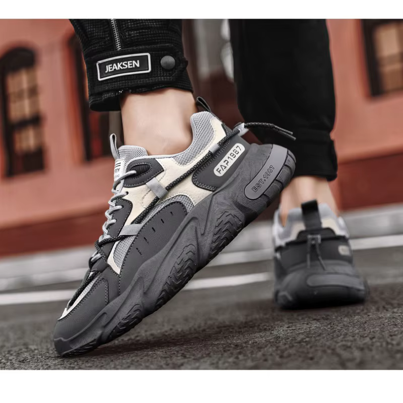 Nouvelles Chaussures Homme Hiver 2026 – Baskets Tendance Sport Décontractées Polyvalentes Respirantes Rehaussantes Style Papa INS