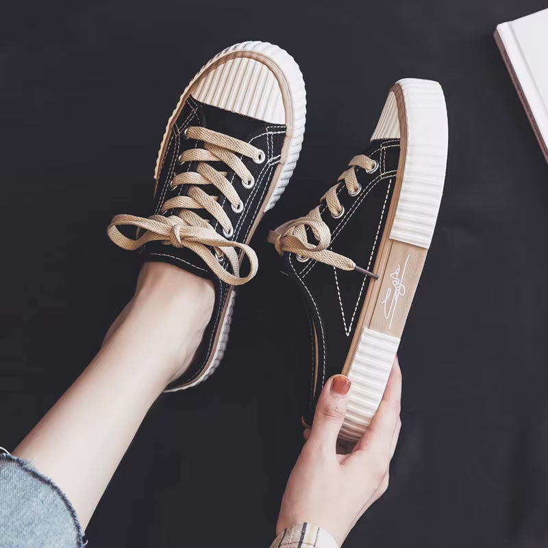 Chaussures en toile violettes pour femmes