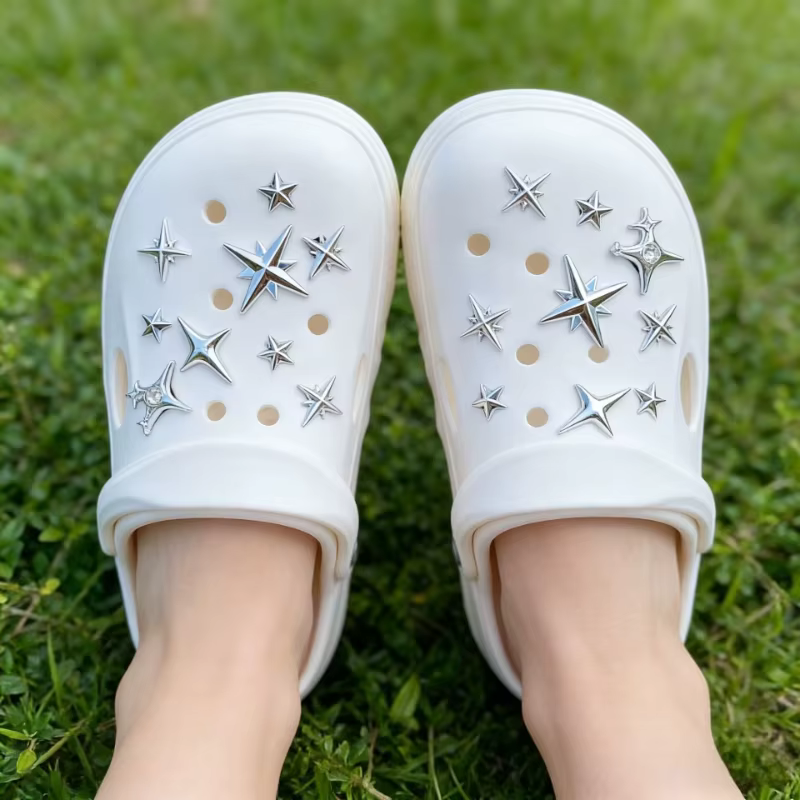 18 Accessoires de chaussures étoile argentée pour la mode DIY - Décorations amusantes et multifonctionnelles pour