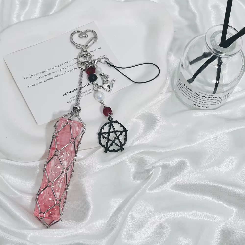 Accessoire unique : Pendentif étoile pour sac, porte-clés de voiture en acier inoxydable, rangement portable pour rouge à lèvres, porte-clés portable pour sac de fille, cadeau
