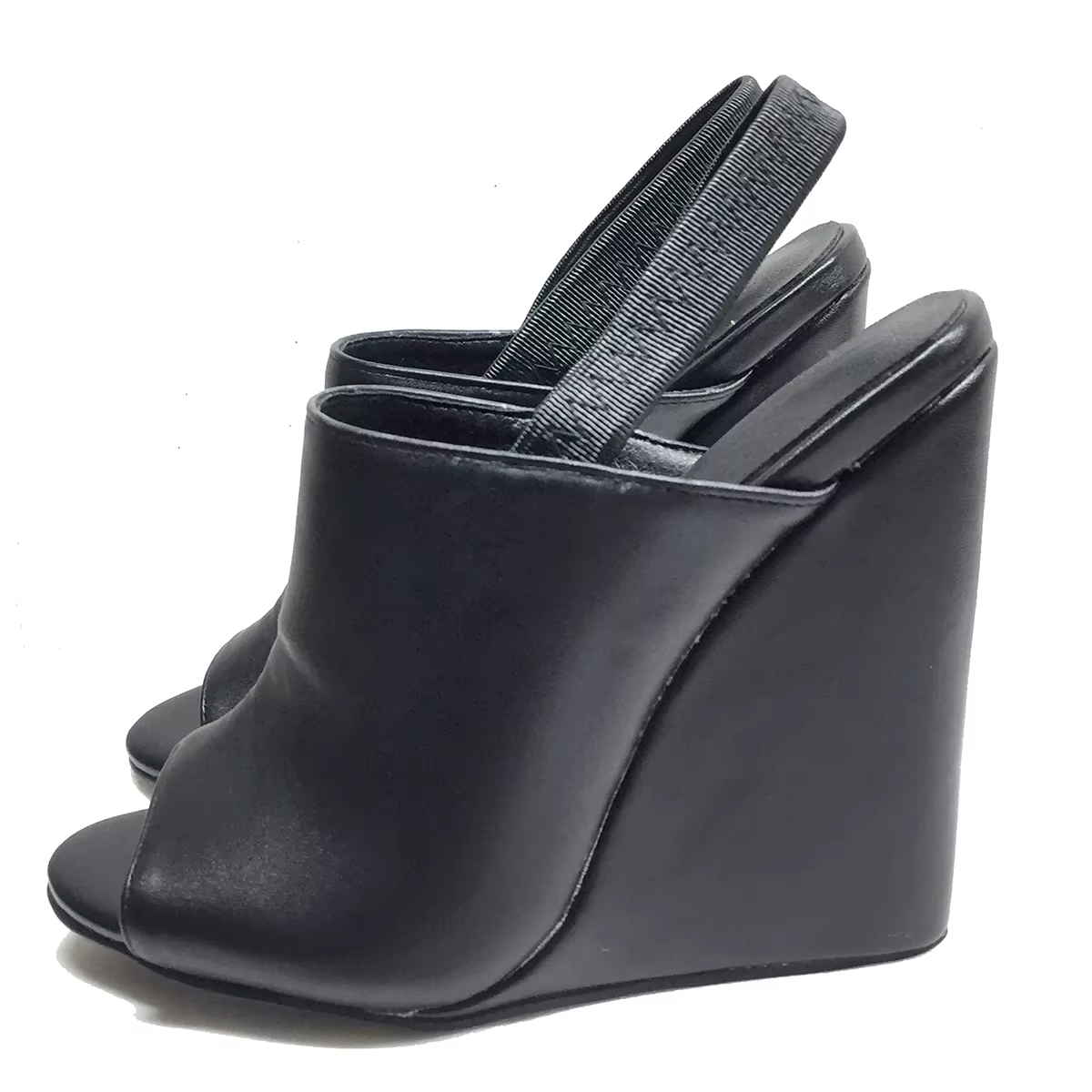 Sandales compensées noires pour femmes
