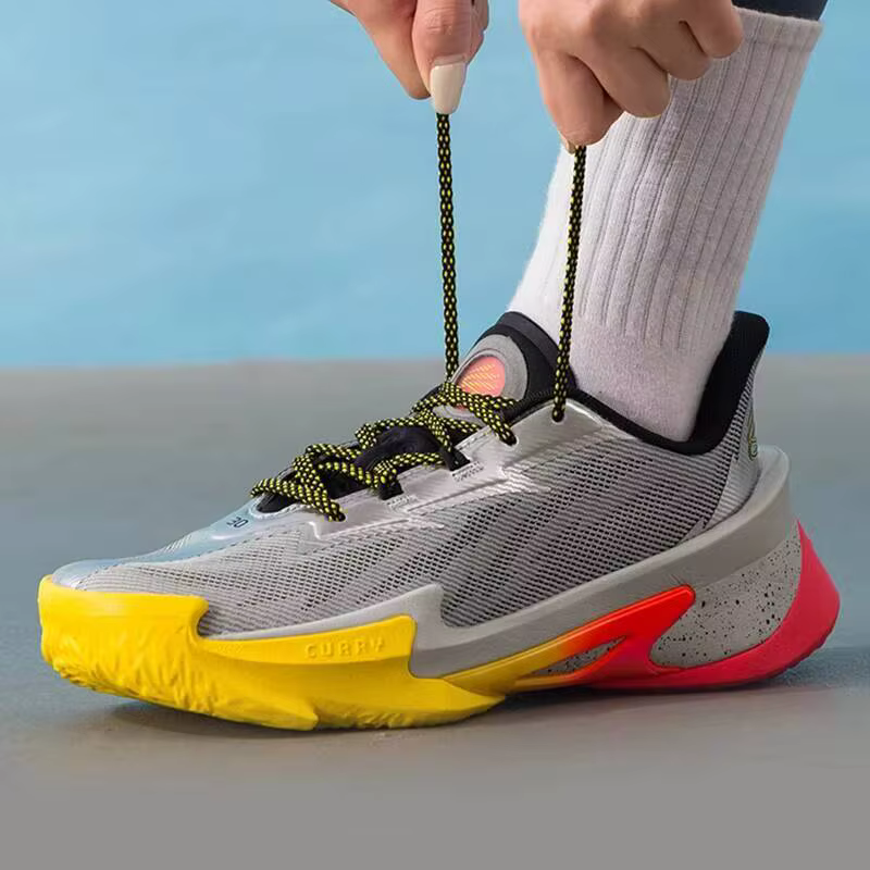 Under Armour – baskets de basket-ball Curry pour hommes et femmes