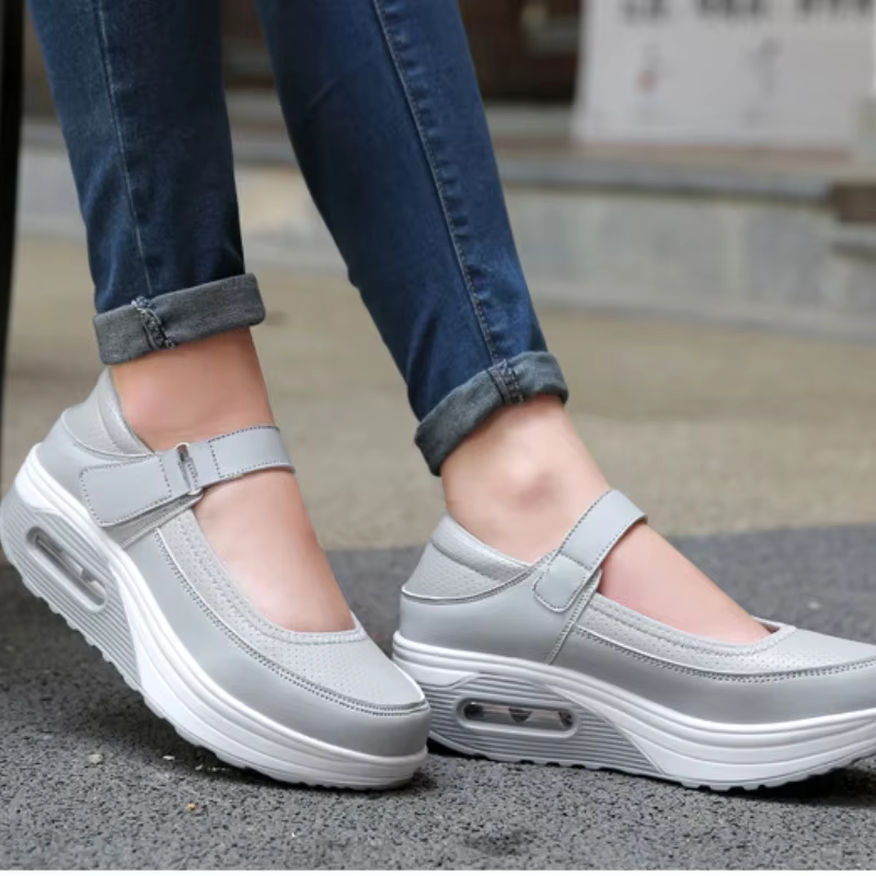 Femmes mode baskets vulcanisées plate-forme couleur unie dames chaussures décontracté respirant compensées Swing