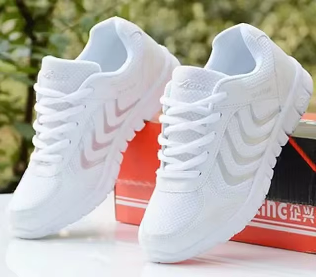 Chaussures de course légères en maille respirante pour hommes et femmes