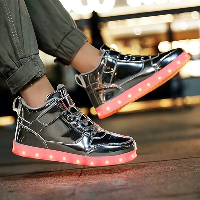 Chaussures Led femmes hommes baskets lumineuses unisexe