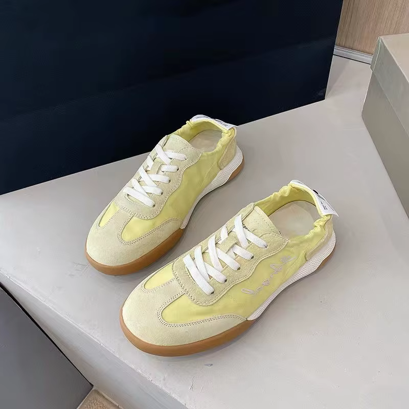 Chaussures d'entraînement allemandes pour femmes