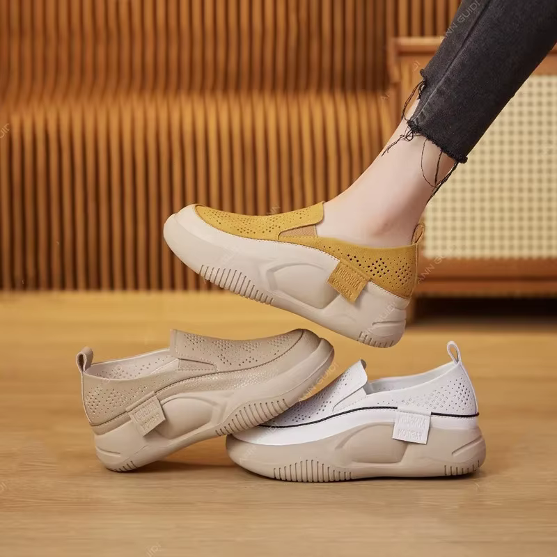 Nouvelles chaussures pour femmes