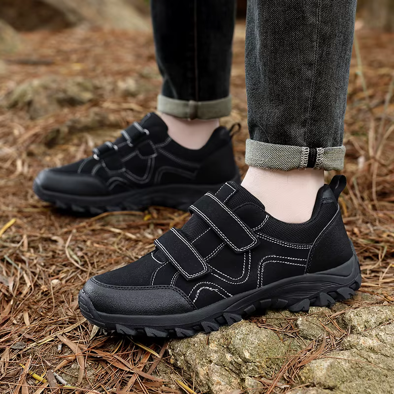 Nouvelles chaussures de randonnée pour hommes