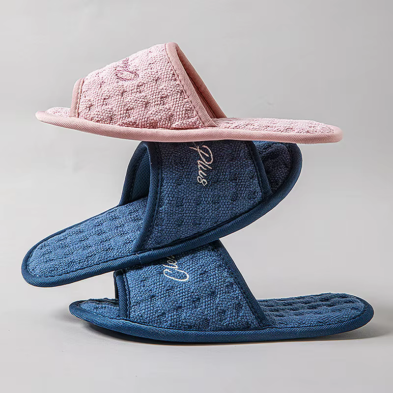 Nouvelles pantoufles d'intérieur en coton pour femmes
