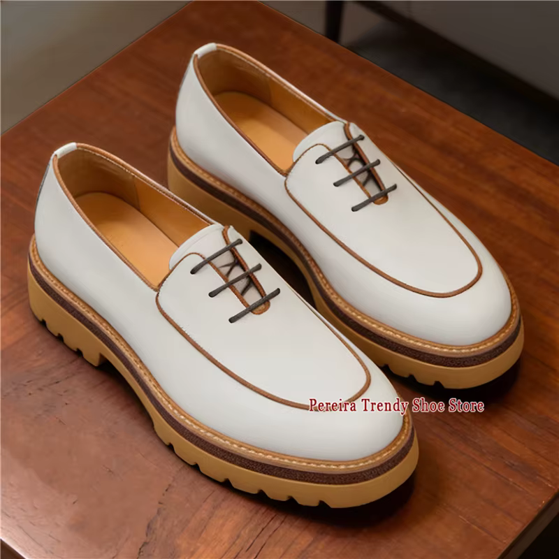 Chaussures Derby classiques faites à la main à semelle épaisse pour hommes