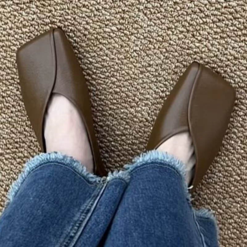 Chaussures plates à bout carré pour femmes, mocassins décontractés et élégants, sandales peu profondes confortables et souples, nouvelle collection pour femme