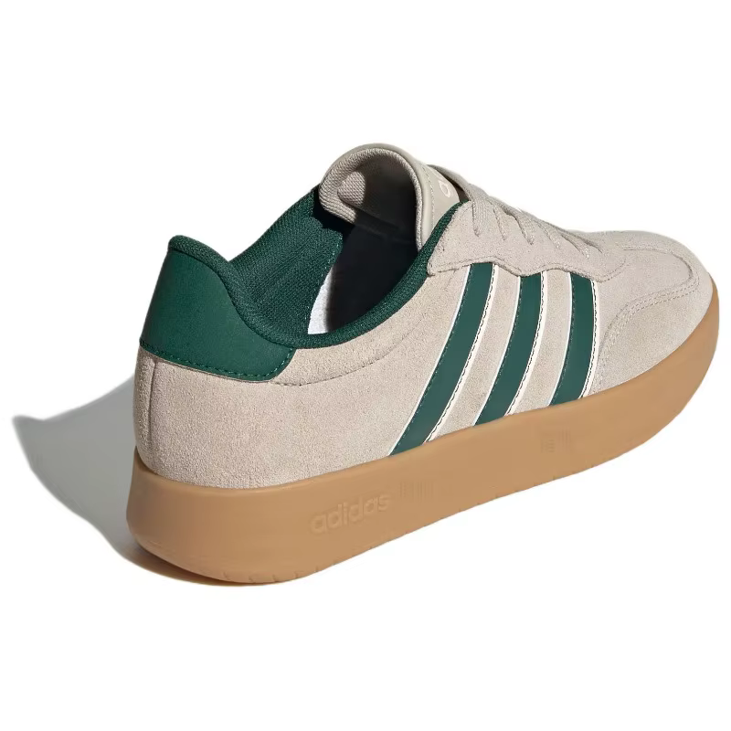 Adidas Barreda Chaussures de skate basses pour femme Marron